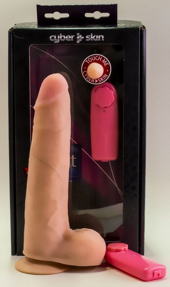 Реалистичный вибратор 