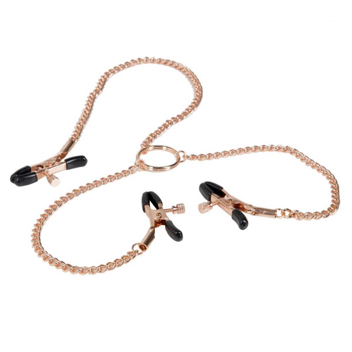 Зажимы золотого цвета для сосков и половых губ с цепью Entice Triple Intimate Clamps