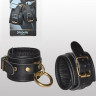 Кожаные наручники с круглым карабином Sitabella Gold Collection
