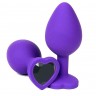 Фиолетовая силиконовая анальная пробка с черным стразом-сердцем - 10,5 см.